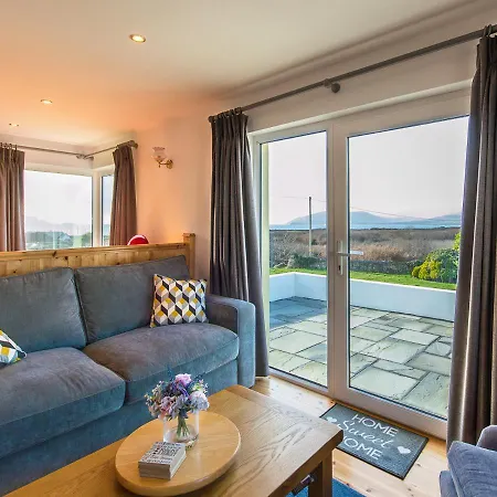 Large House With Adjoining Close To